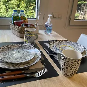  Appartement Superbe Studio Genève Tout équipé Douane De Moillesulaz